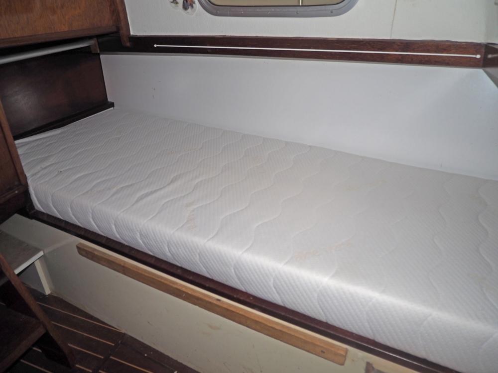 Cabine arrière, Hébergements